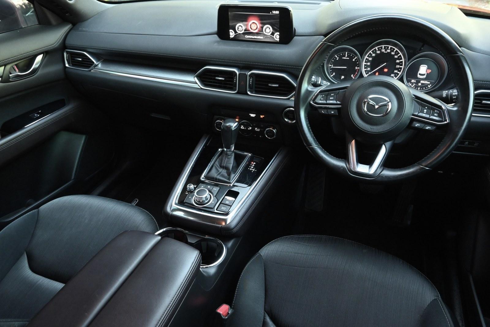 Mazda Cx-8 image 3