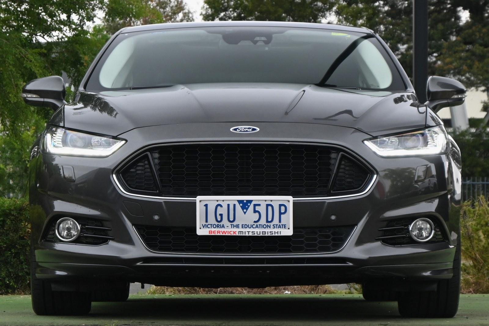Ford Mondeo image 2