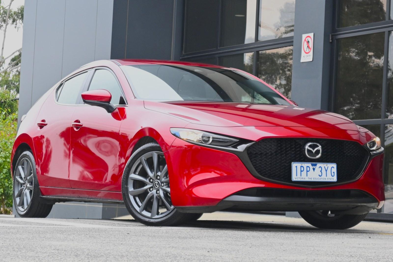 Mazda 3 image 1