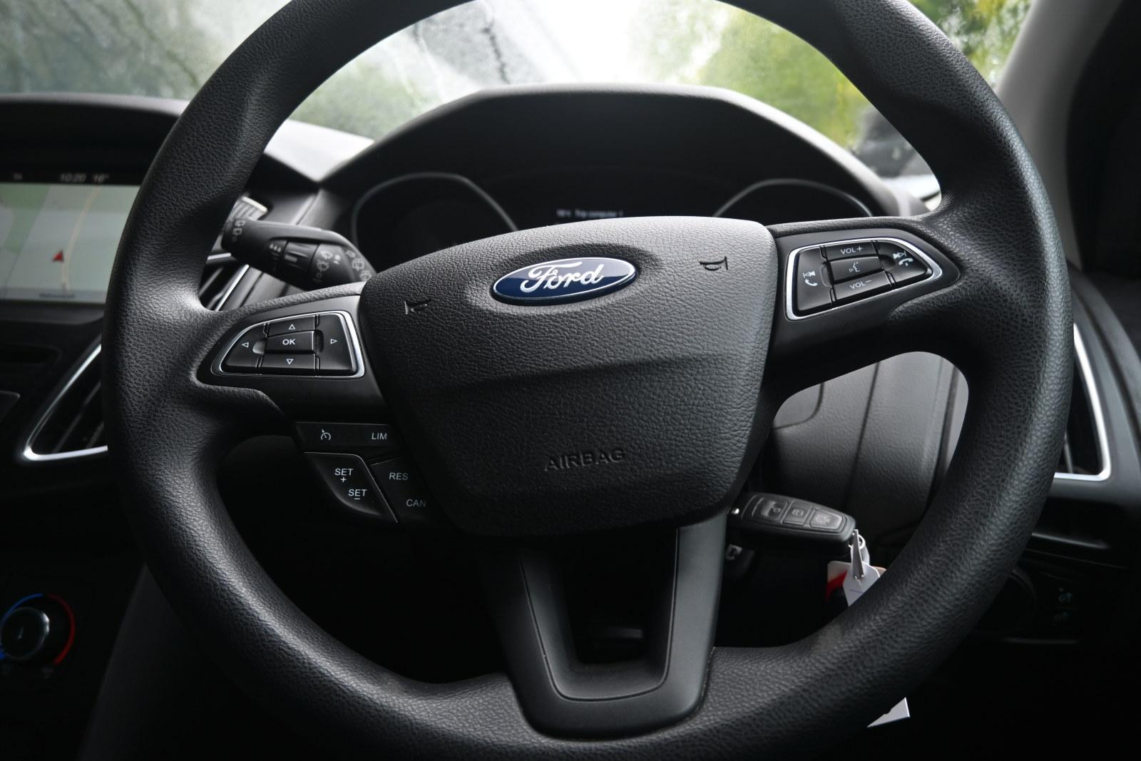 Ford Focus image 4