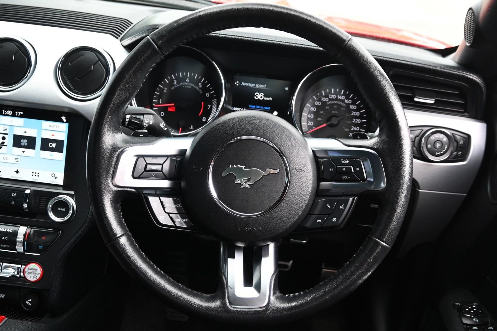 Ford Mustang image 4