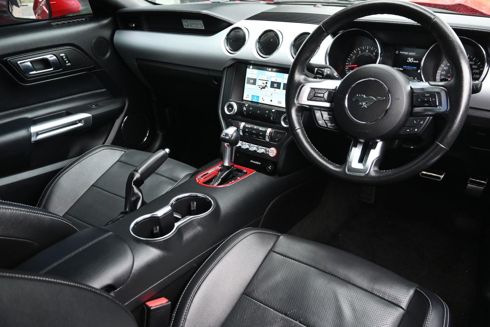 Ford Mustang image 3