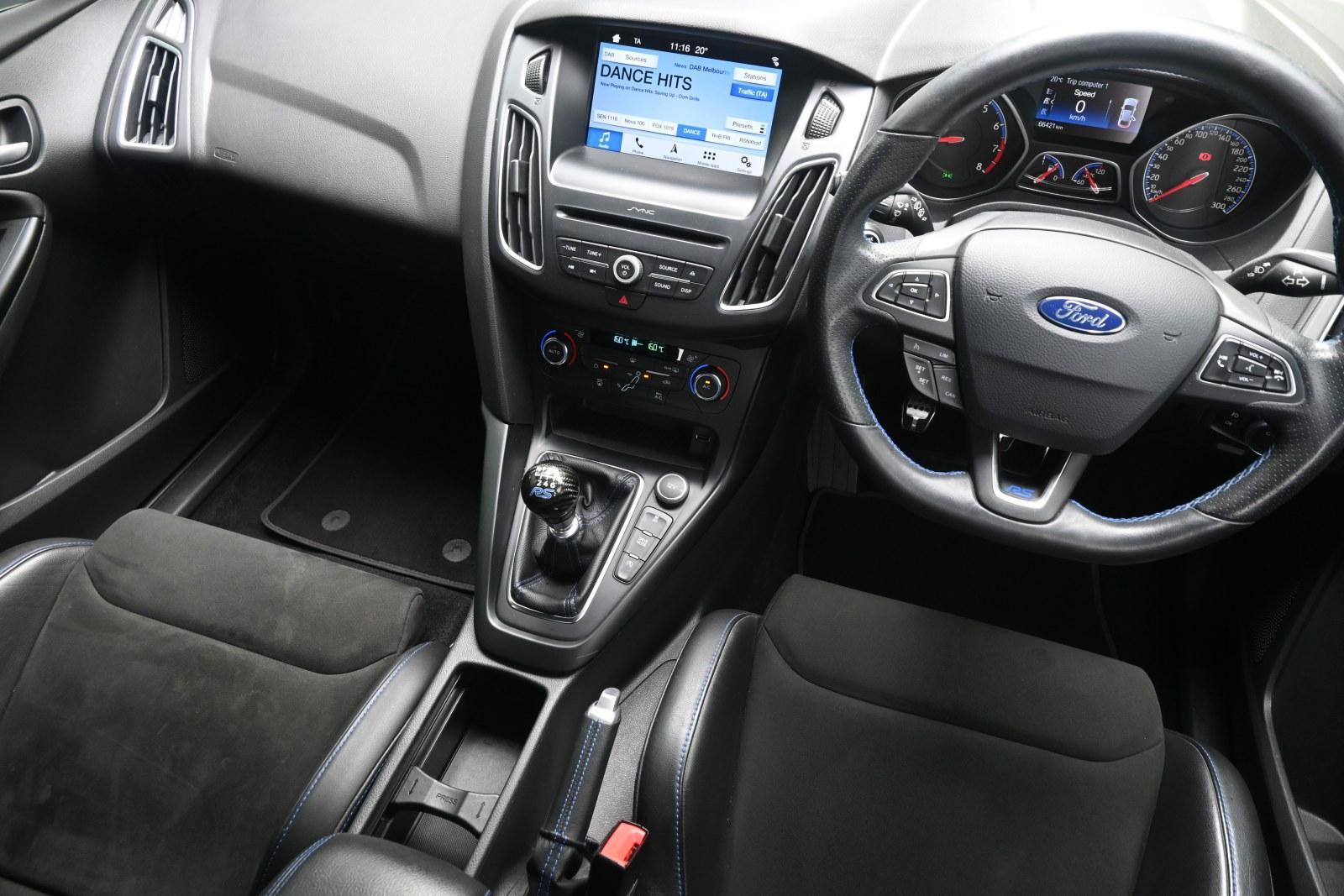 Ford Focus image 3