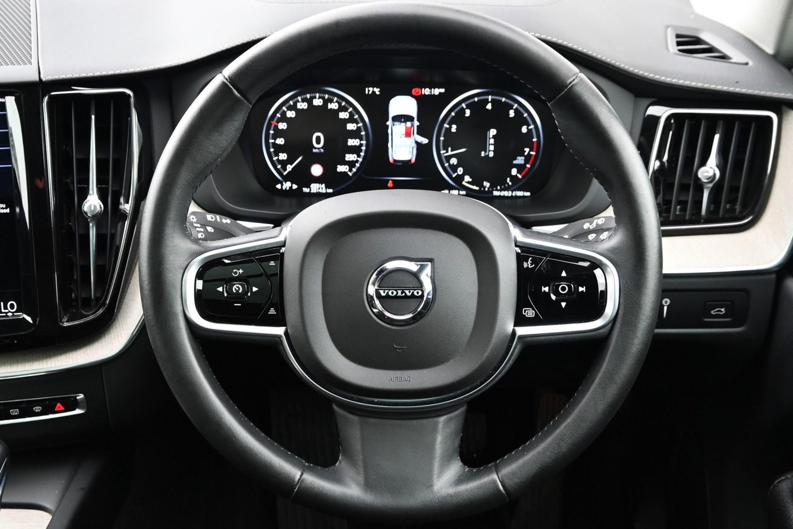Volvo Xc60 image 4