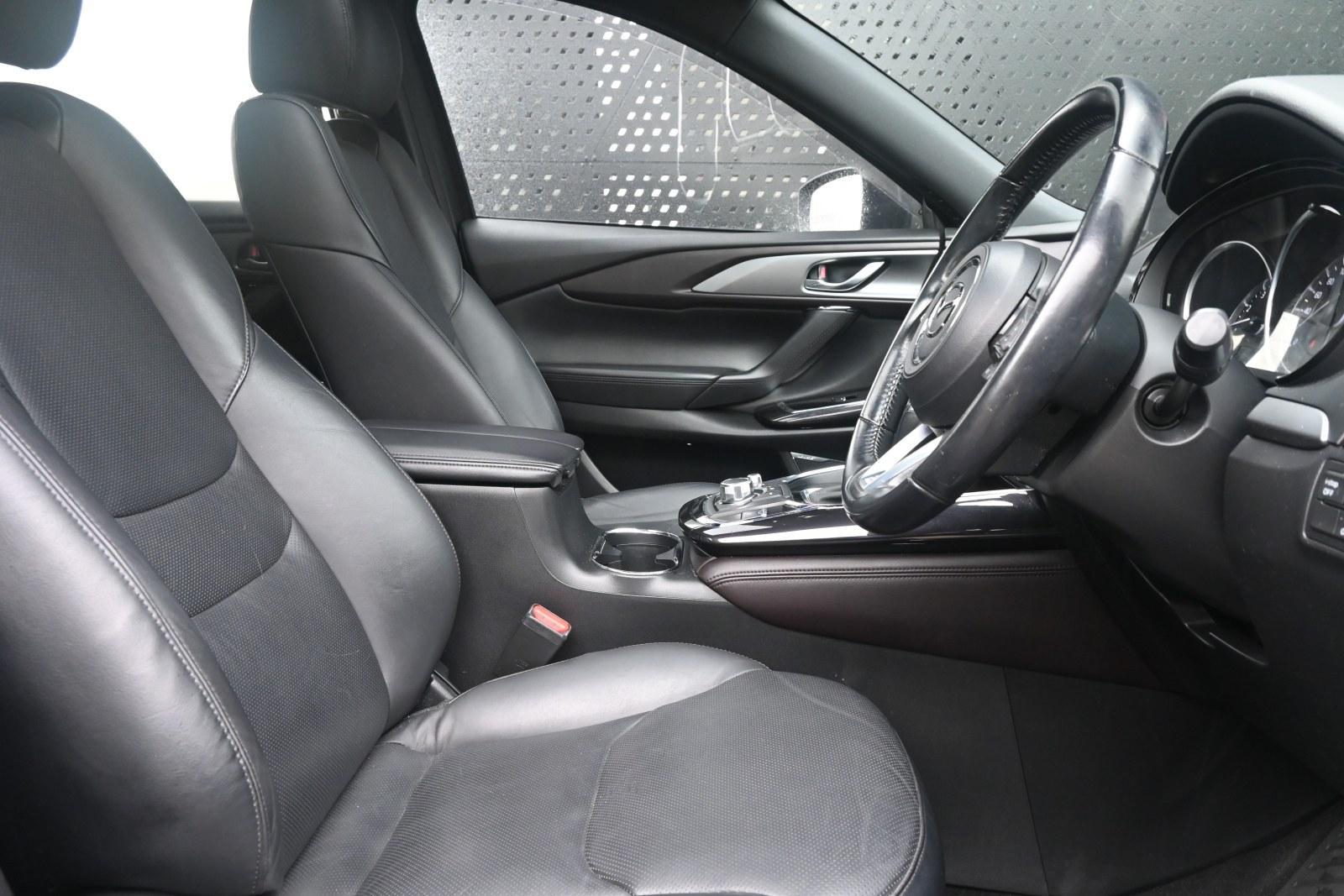Mazda Cx-9 image 4