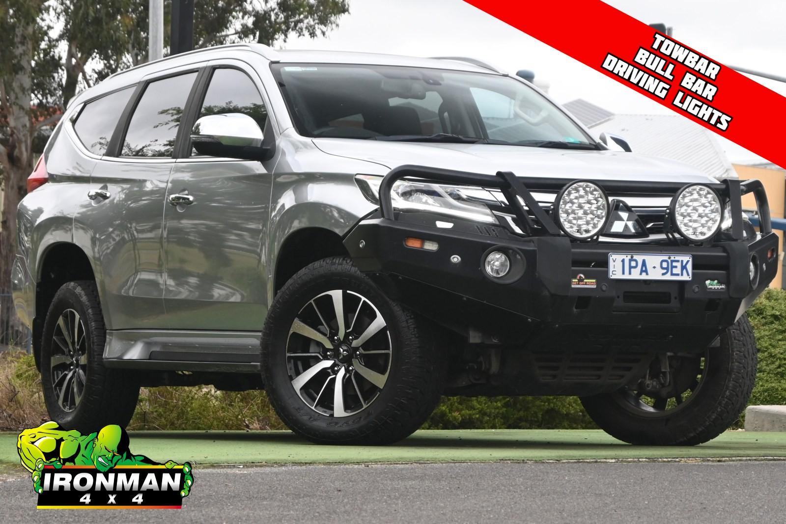 Mitsubishi Pajero Sport image 1