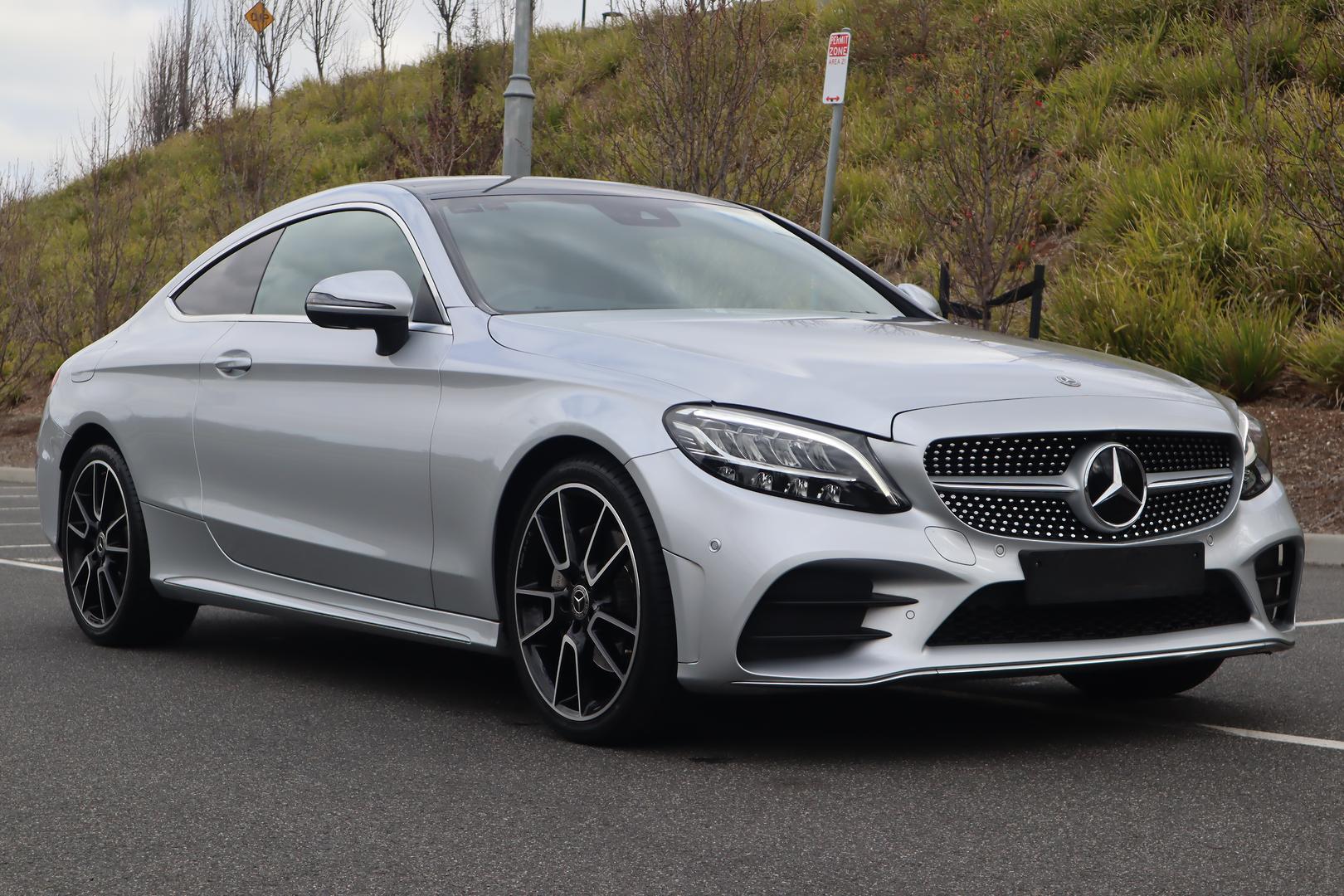 Mercedes Benz C-class image 2