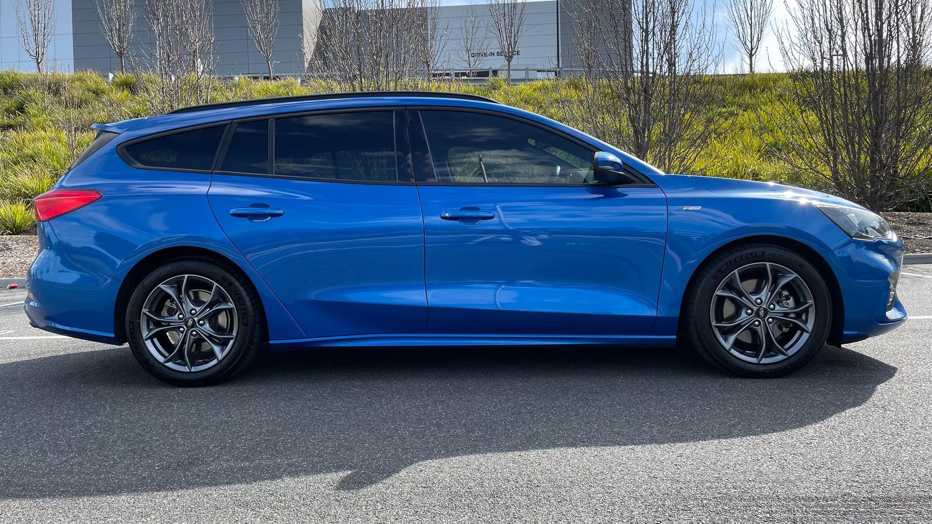 Ford Focus image 3