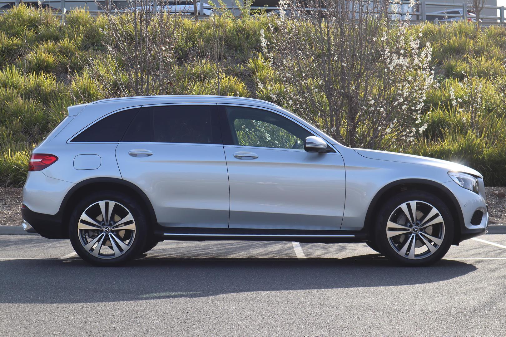 Mercedes Benz Glc-class image 4