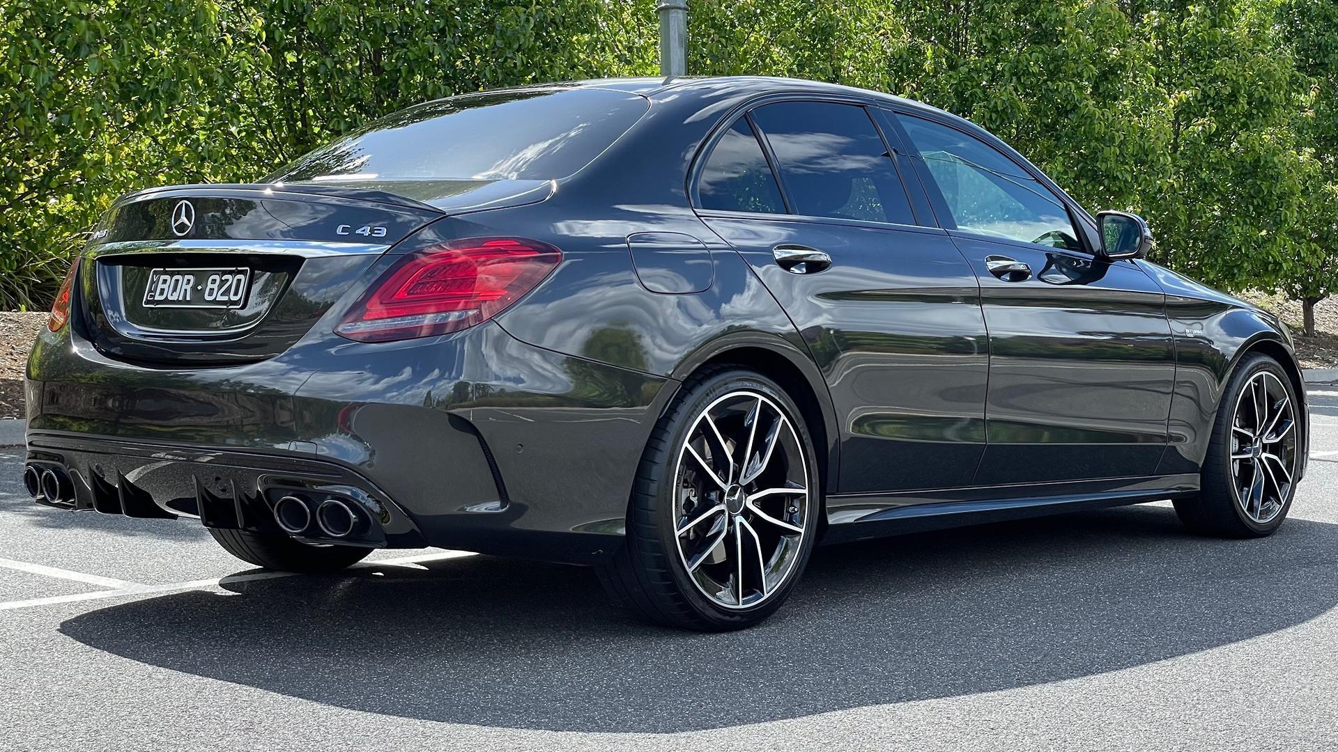 Mercedes Benz C-class image 4