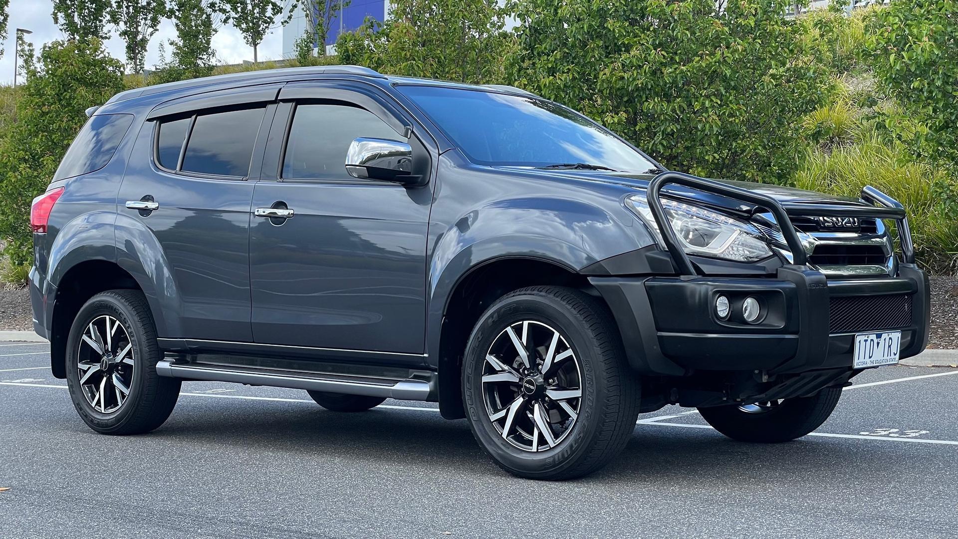 Isuzu Mu-x image 2