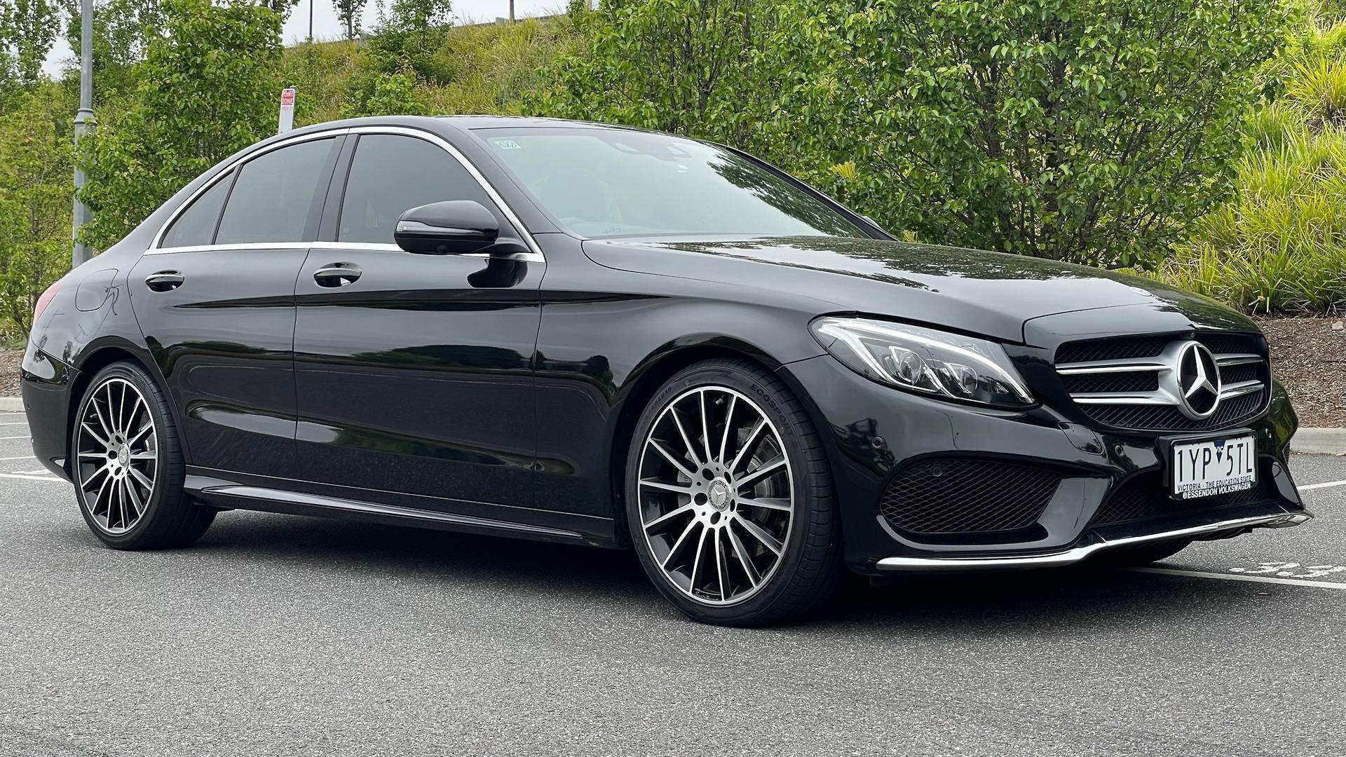Mercedes Benz C-class image 2