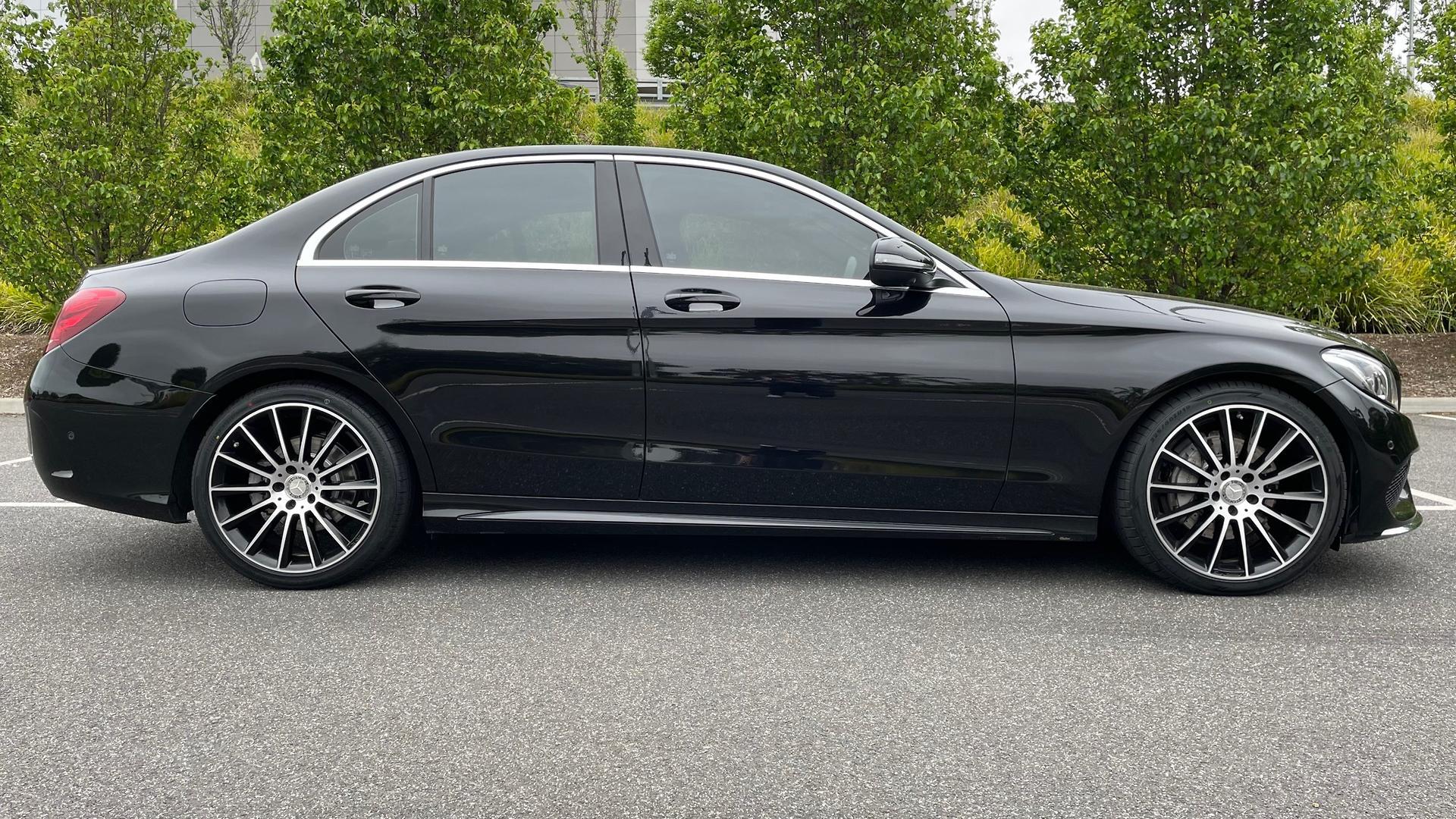 Mercedes Benz C-class image 3