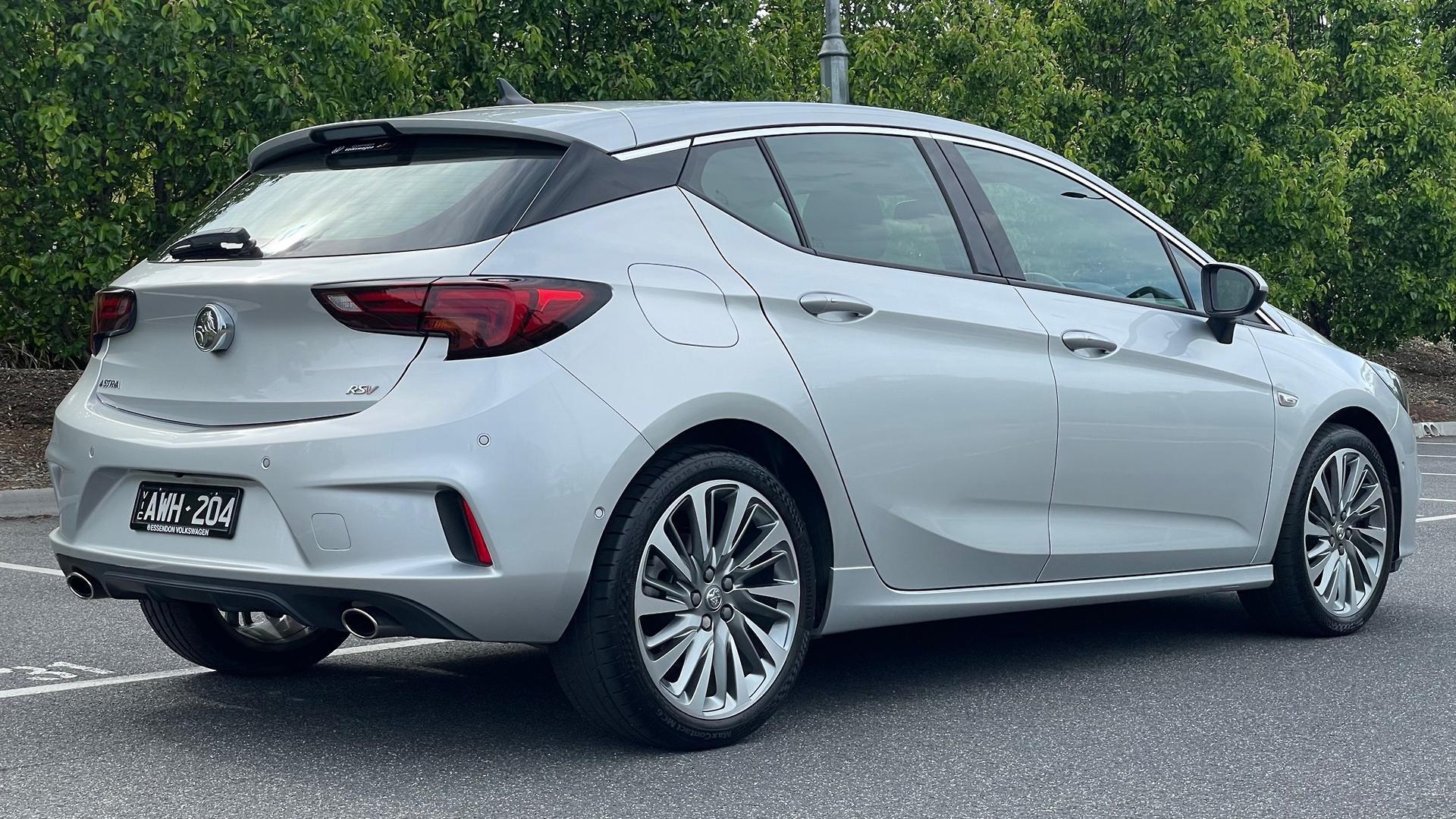 Holden Astra image 4
