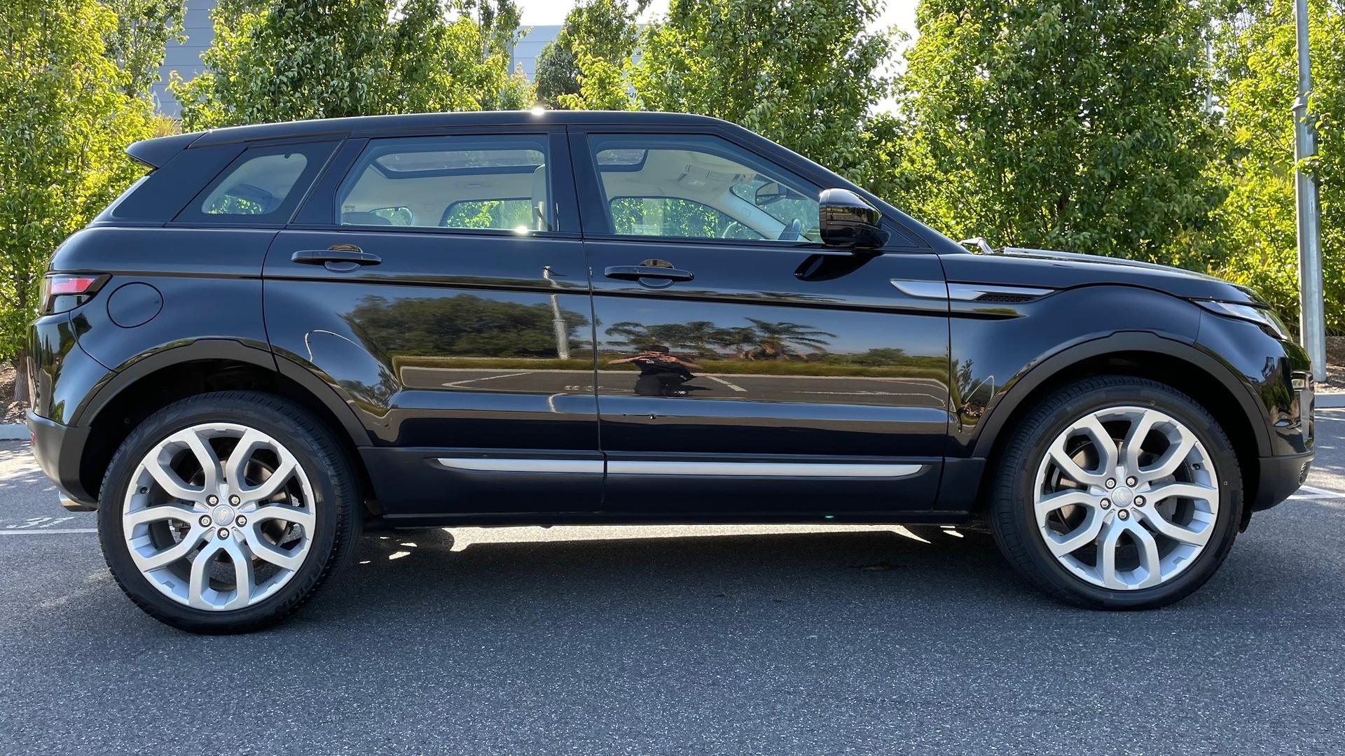 Land Rover Range Rover Evoque image 3