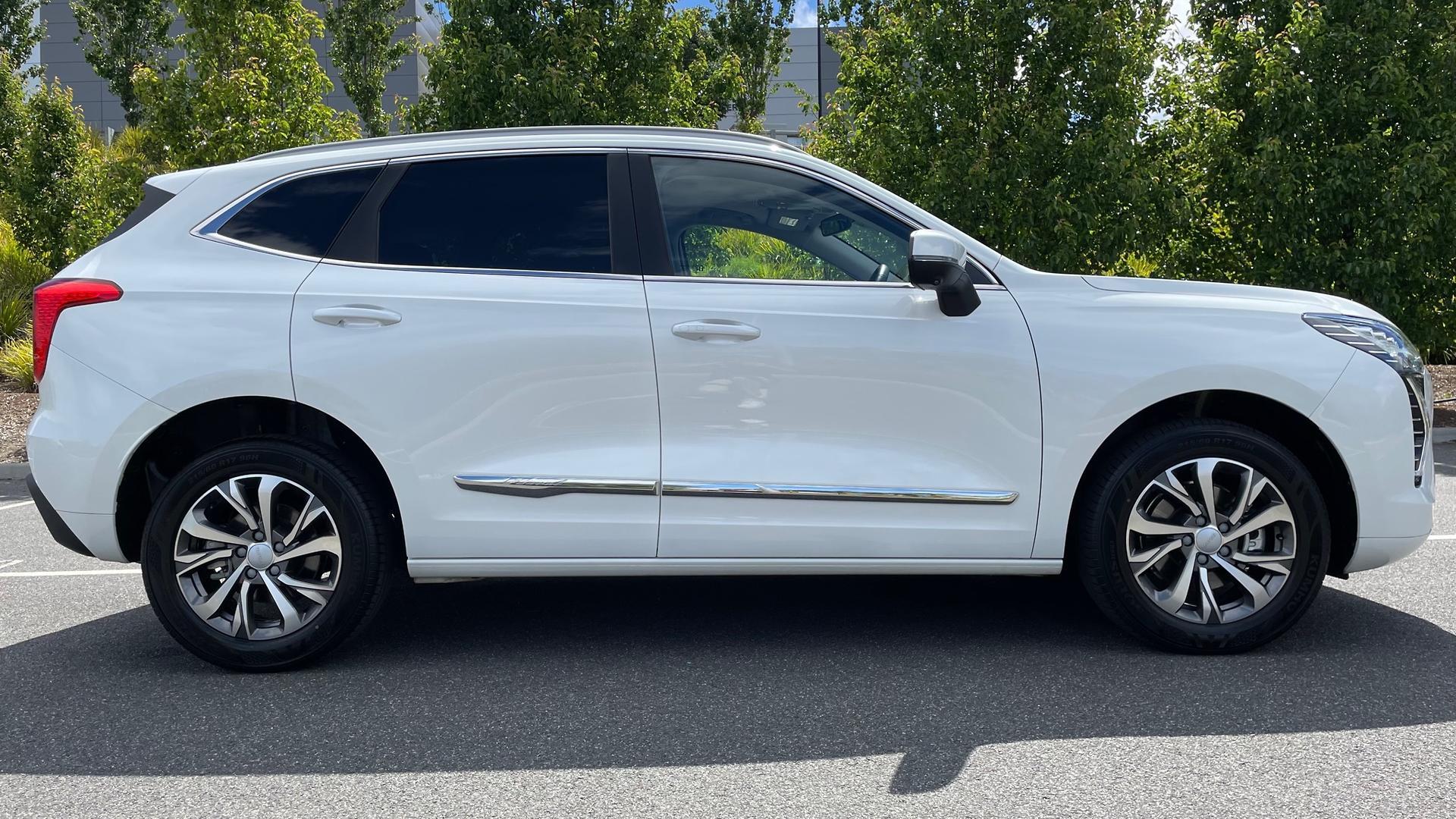 Haval Jolion image 3