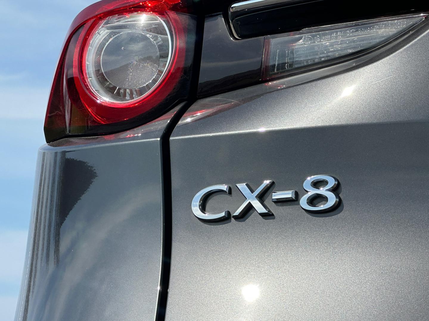 Mazda Cx-8 image 4