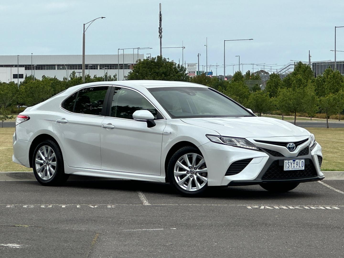 Toyota Camry image 1