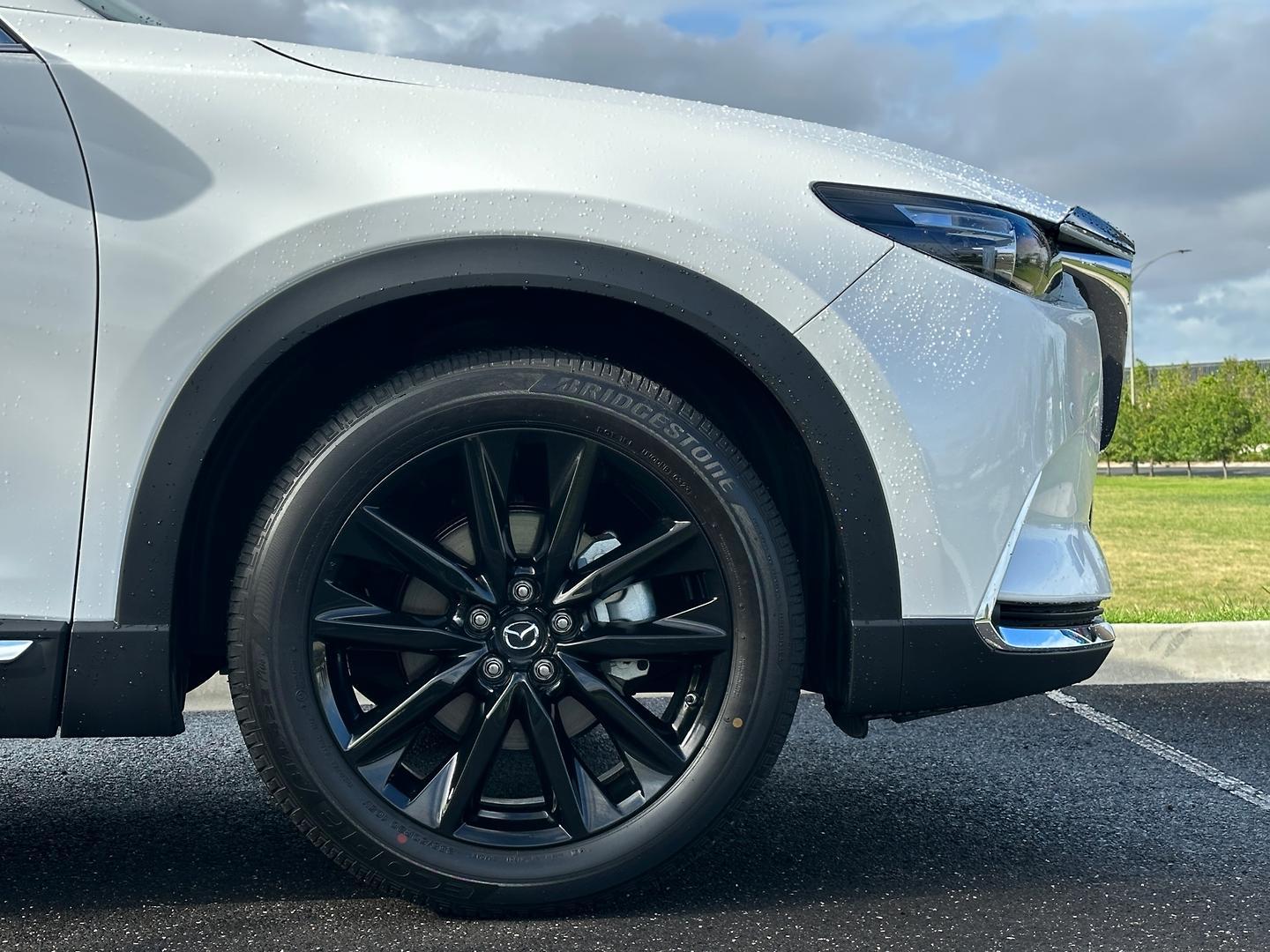 Mazda Cx-9 image 4