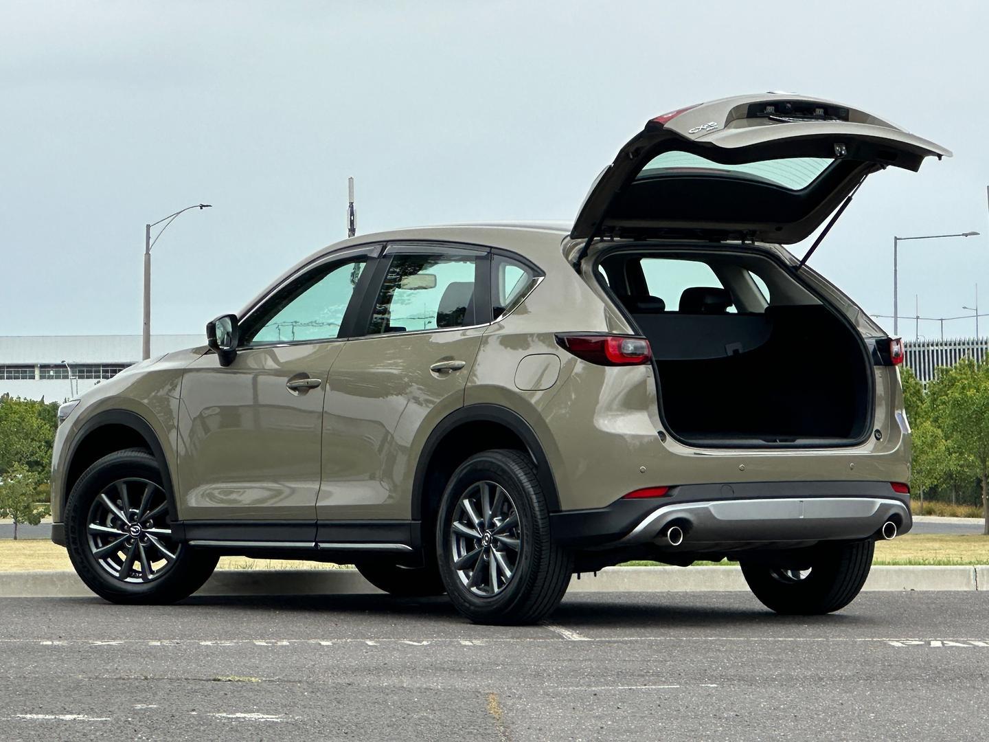 Mazda Cx-5 image 4