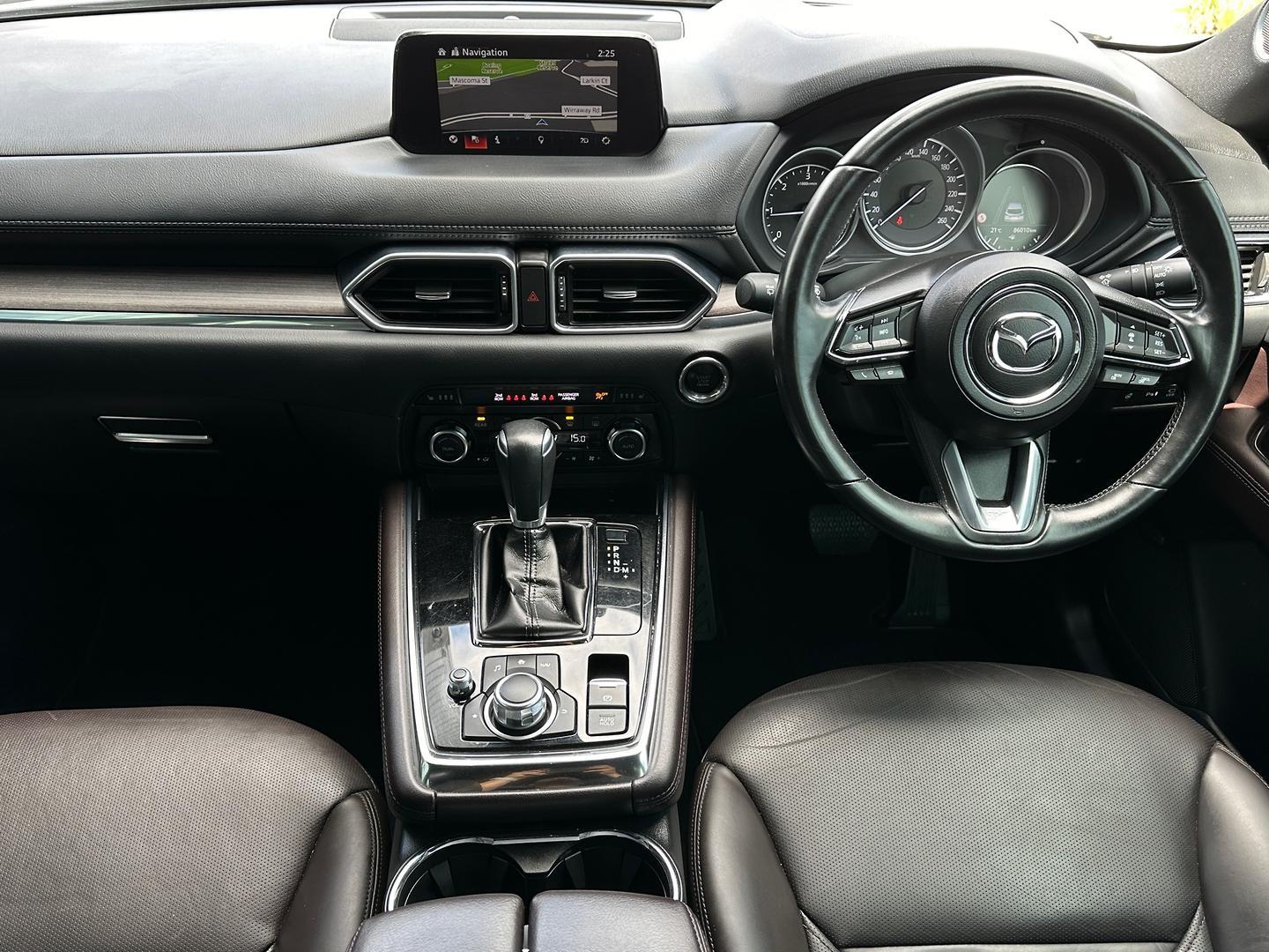 Mazda Cx-8 image 2