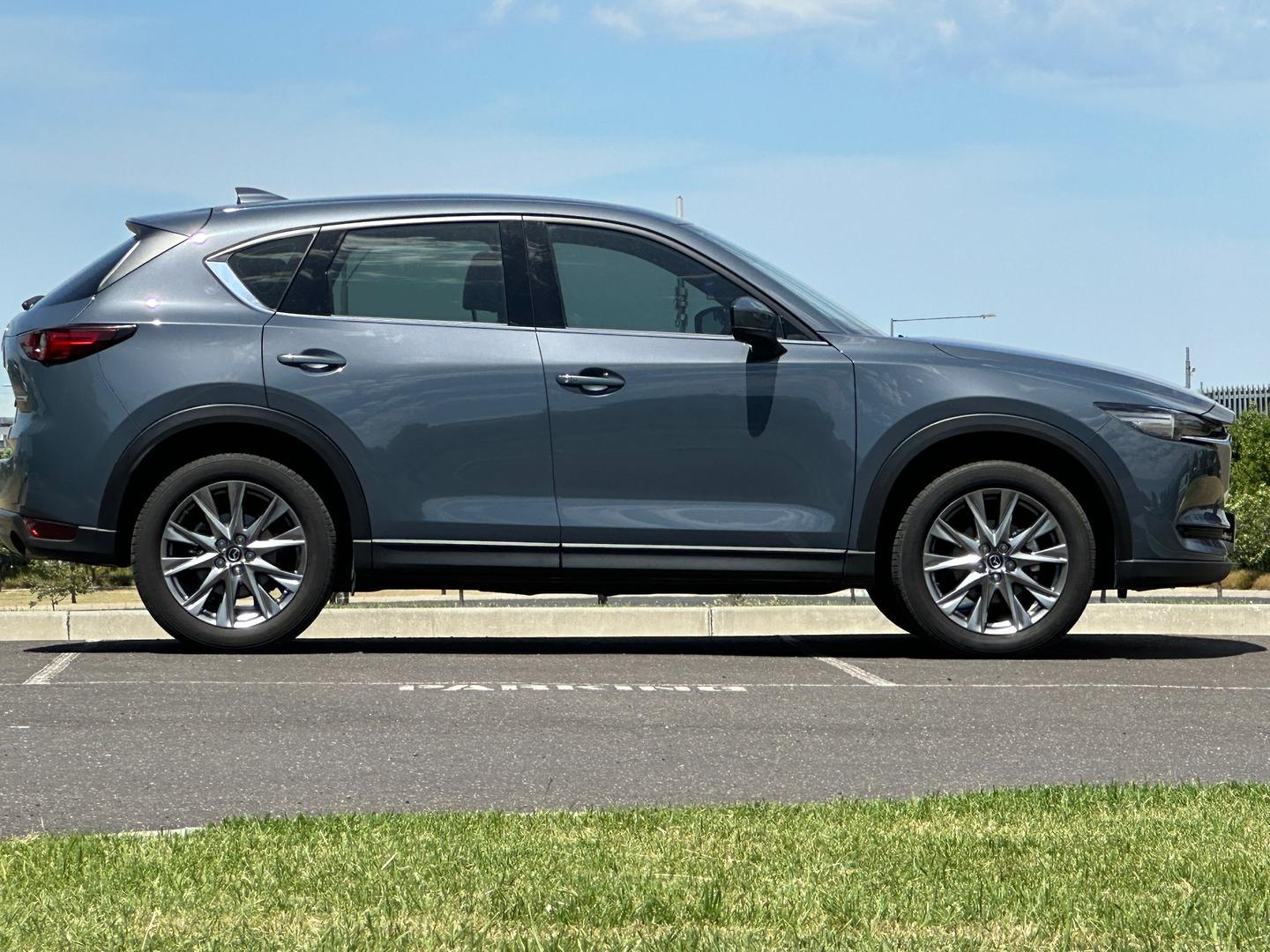 Mazda Cx-5 image 2