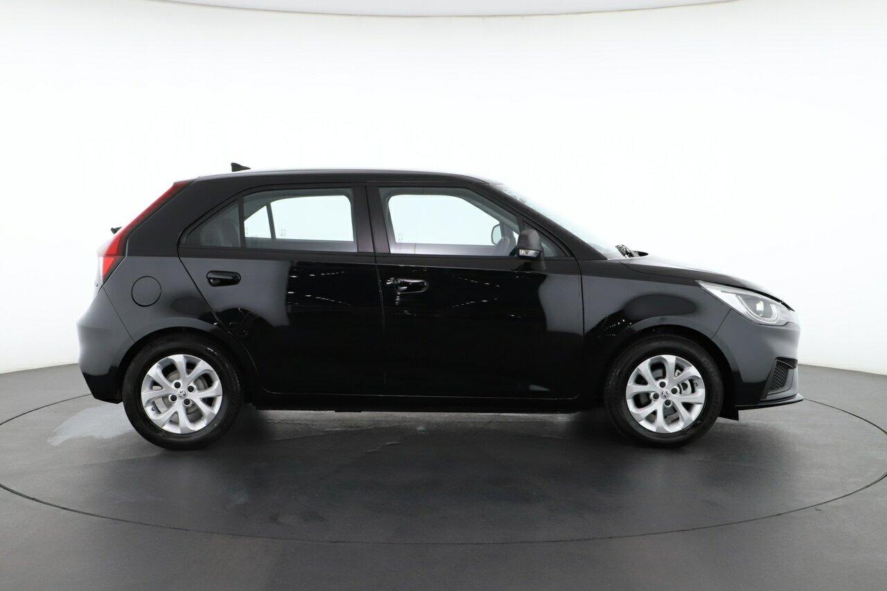 MG Mg3 image 3