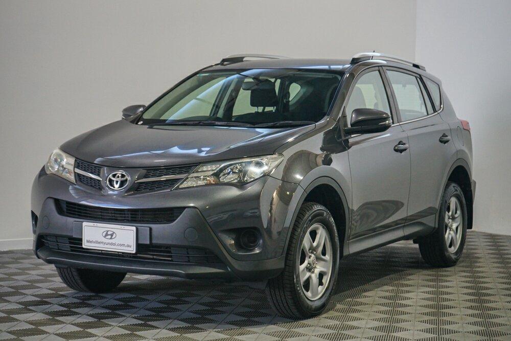 Toyota Rav4 image 3