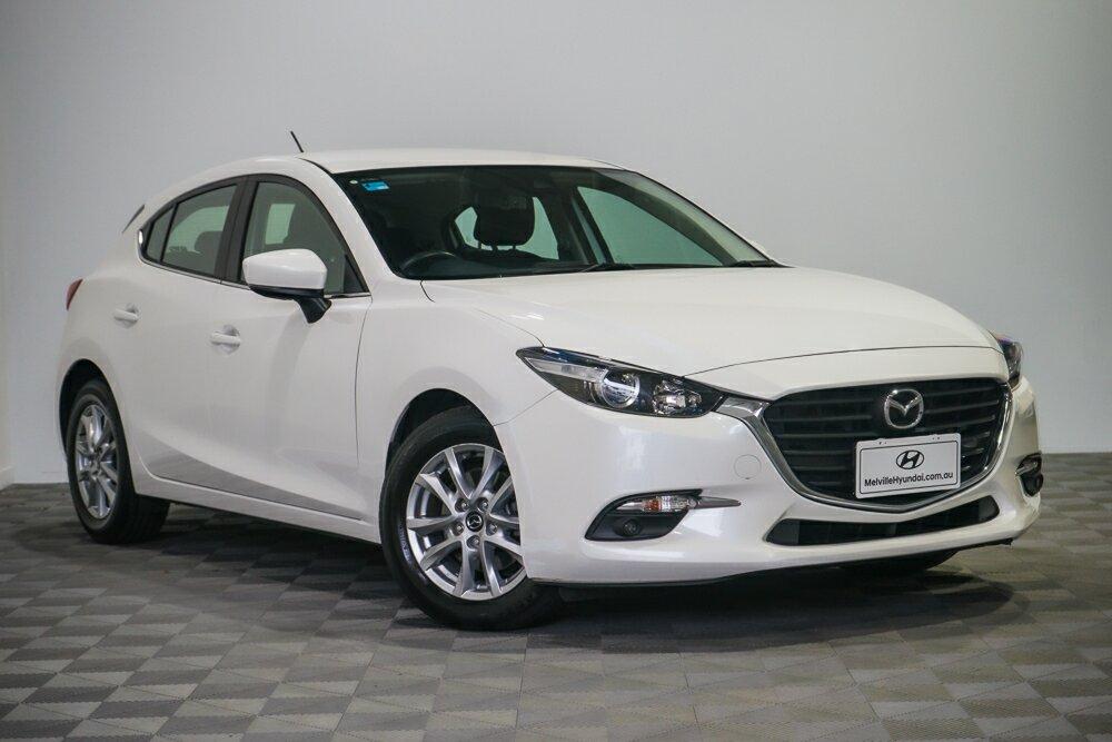 Mazda 3 image 1