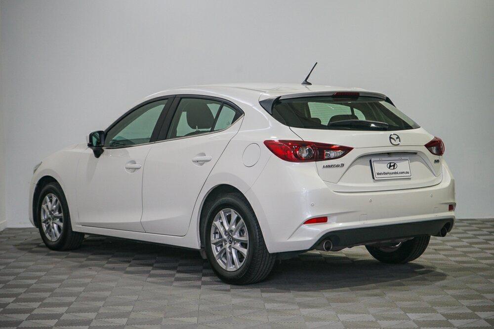 Mazda 3 image 3