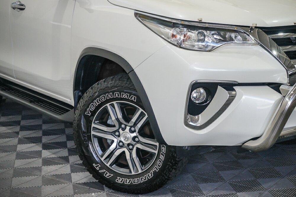 Toyota Fortuner image 2