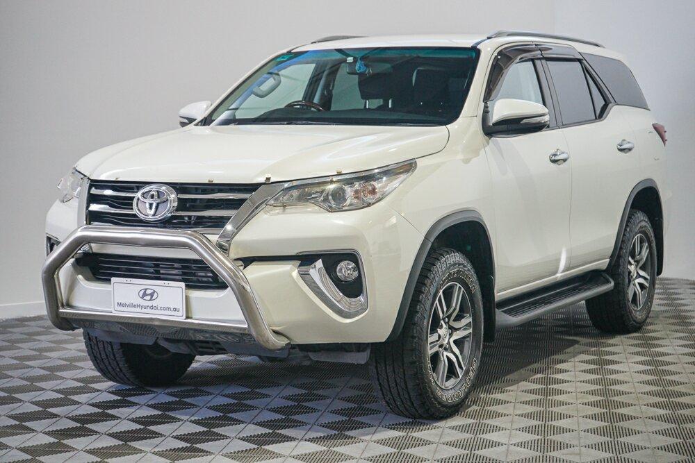 Toyota Fortuner image 4