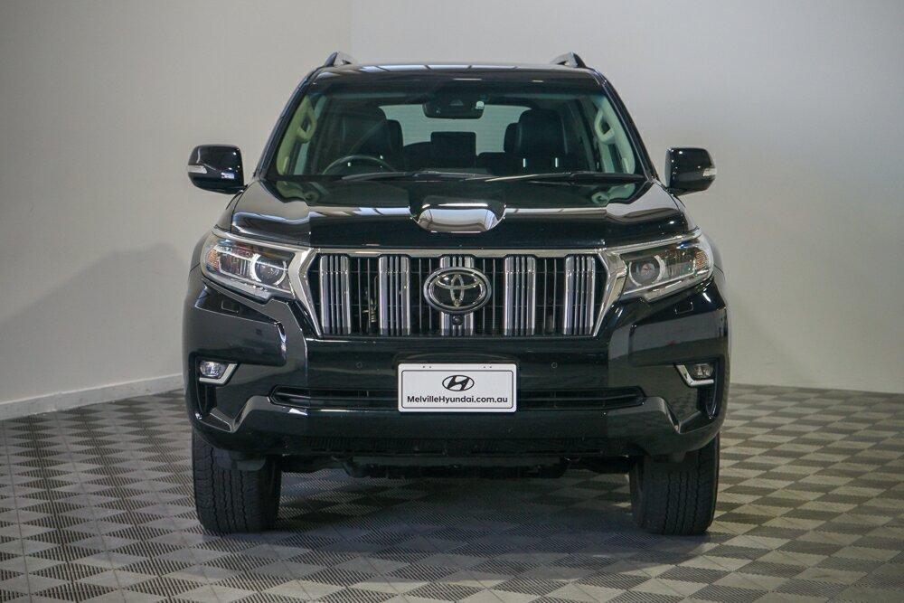 Toyota Landcruiser Prado image 2