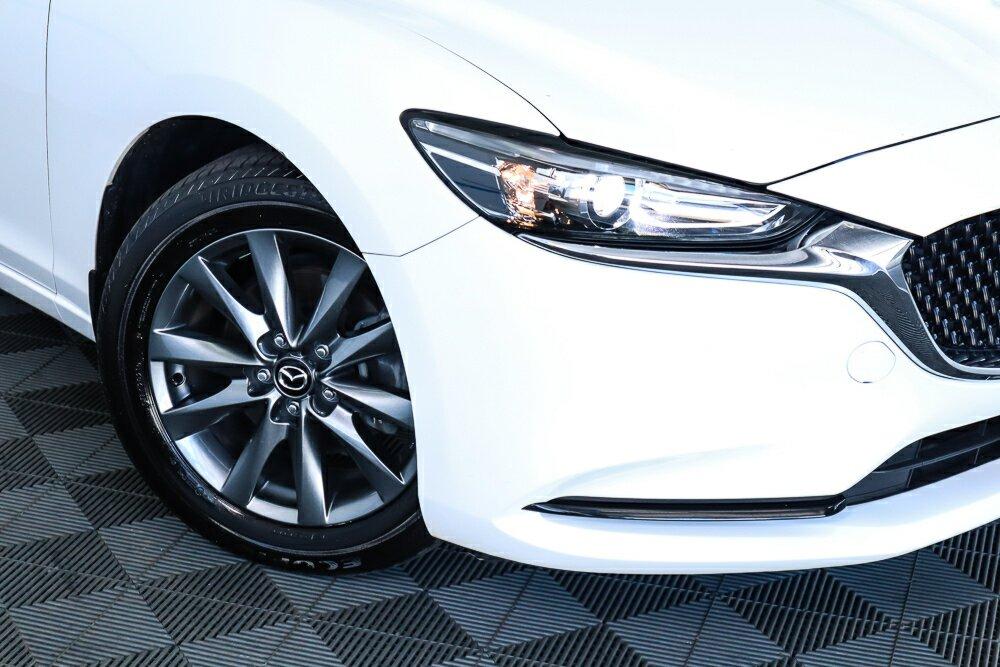 Mazda 6 image 2