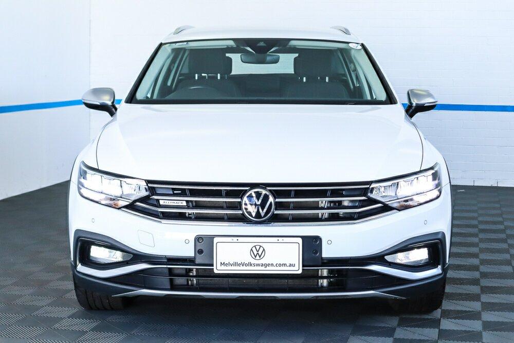 Volkswagen Passat image 3