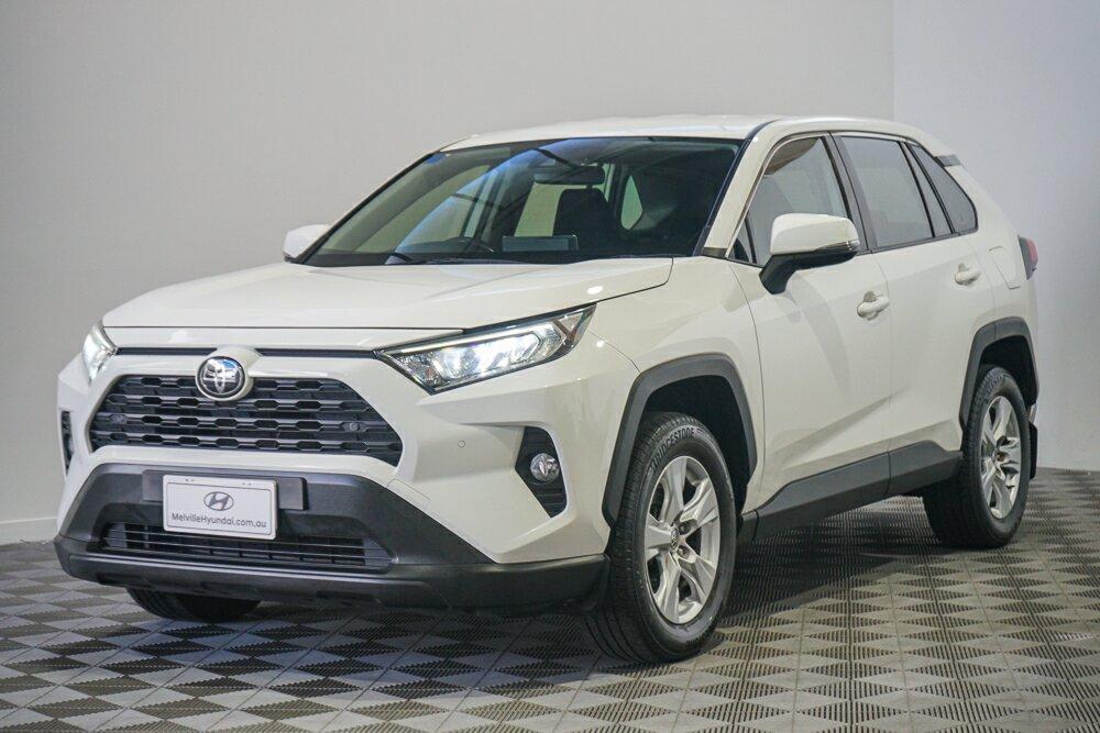 Toyota Rav4 image 4