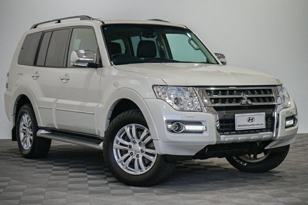 Mitsubishi Pajero image 1