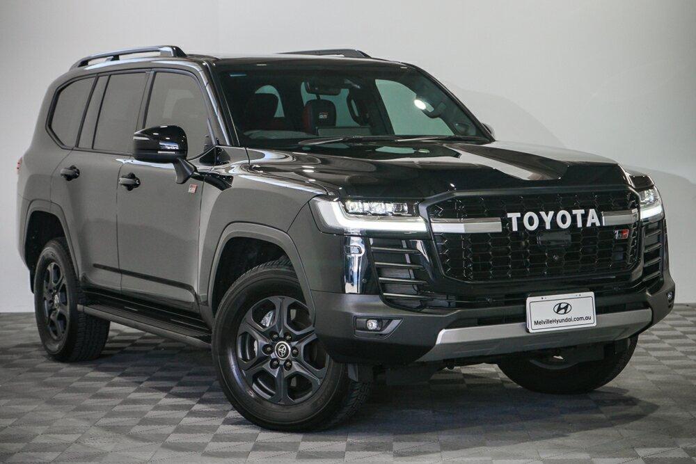 Toyota Landcruiser image 1