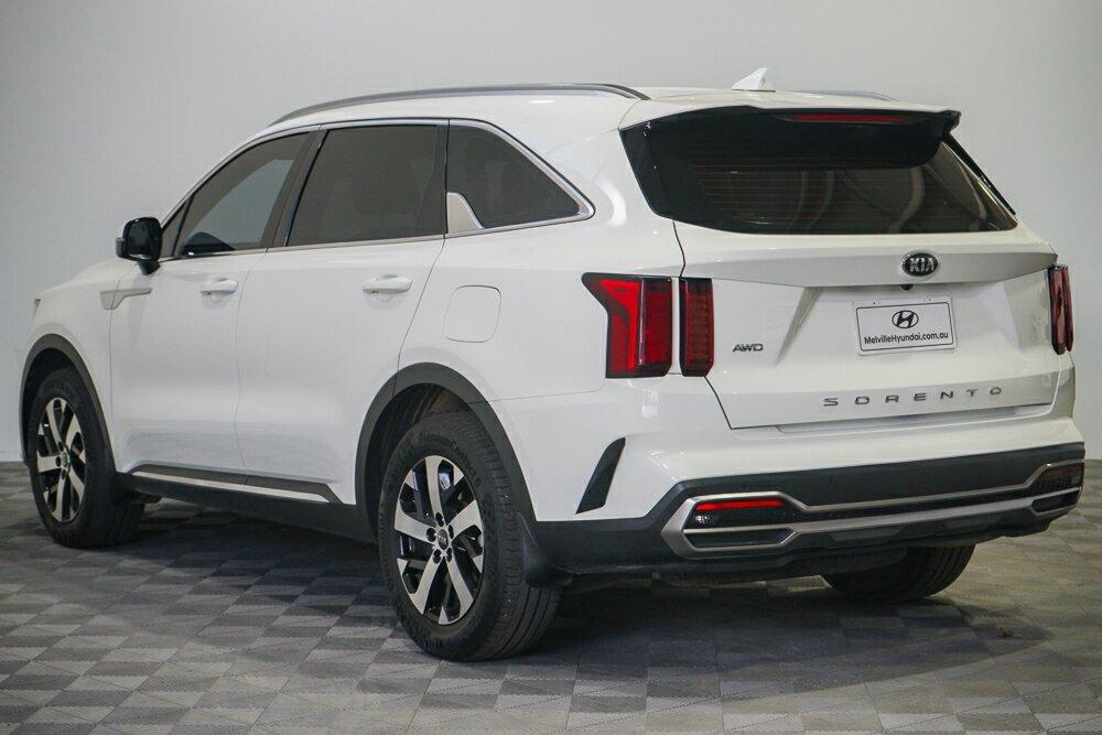 Kia Sorento image 4