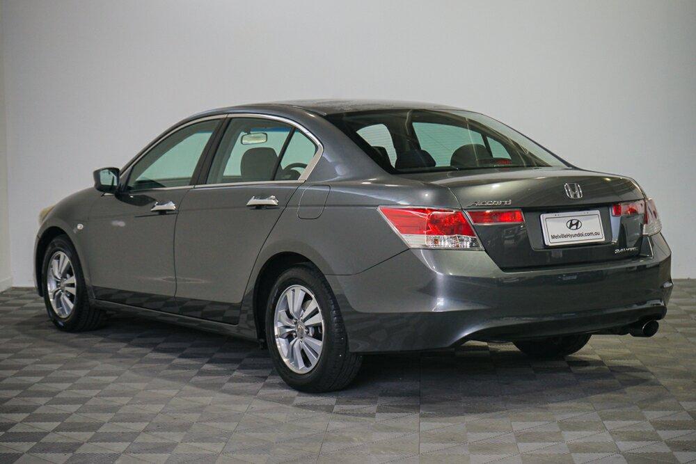 Honda Accord image 4