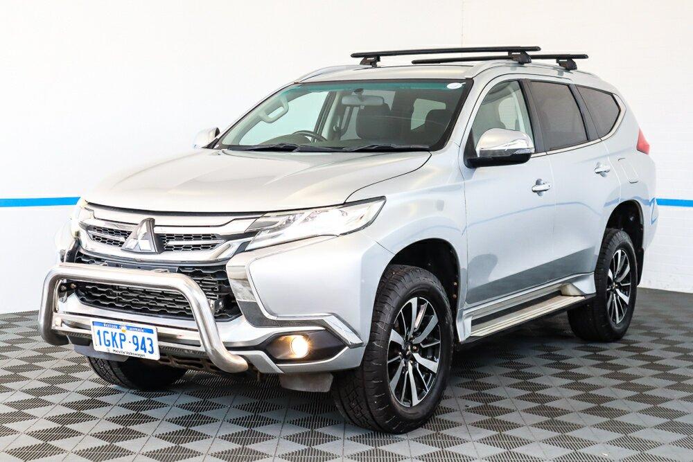 Mitsubishi Pajero Sport image 4