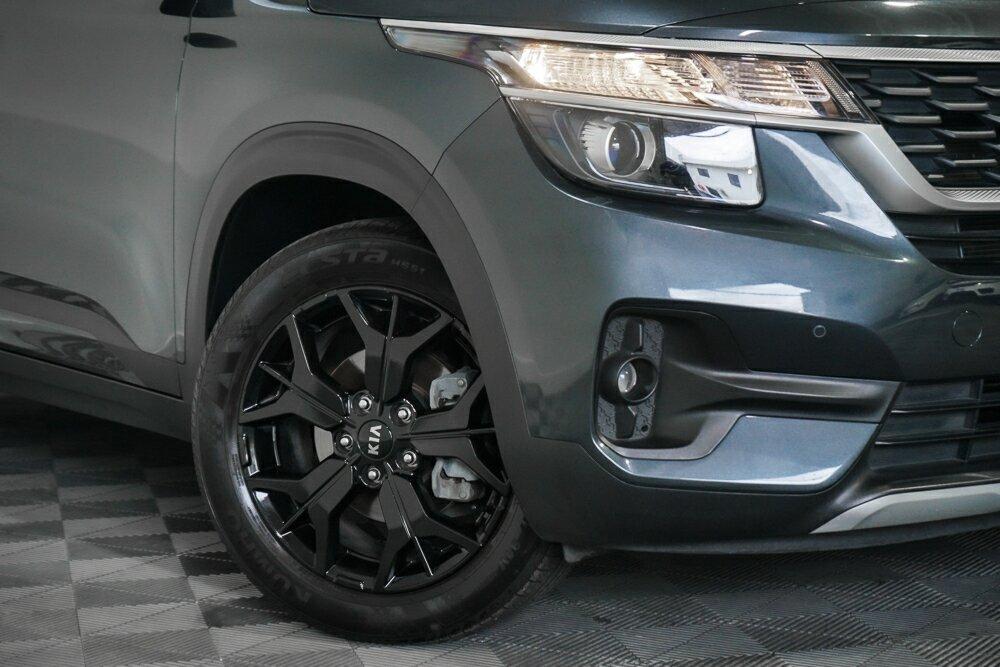 Kia Seltos image 2
