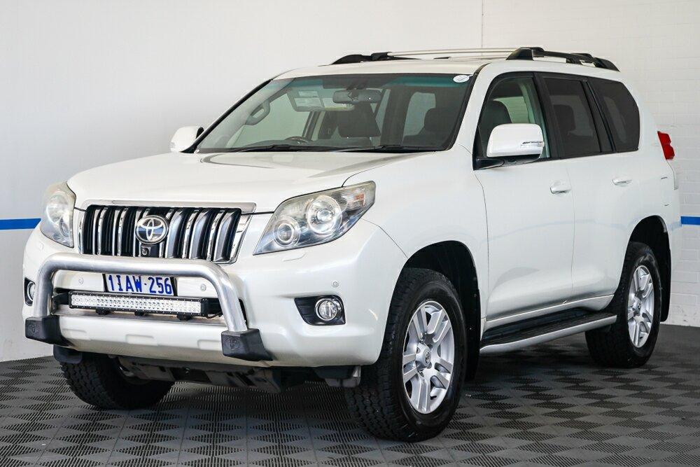 Toyota Landcruiser Prado image 4