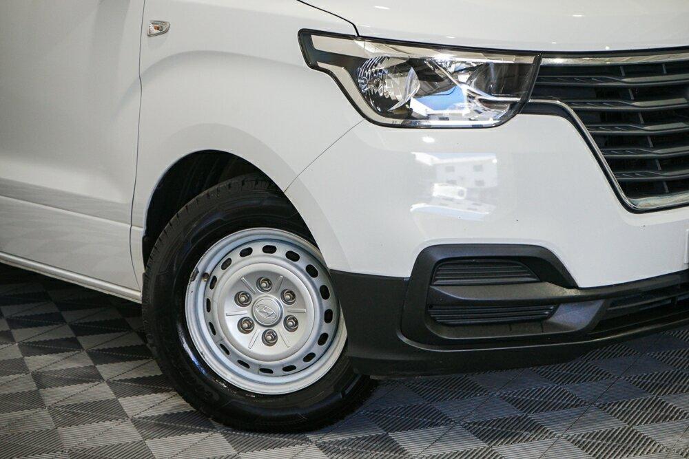 Hyundai Iload image 2