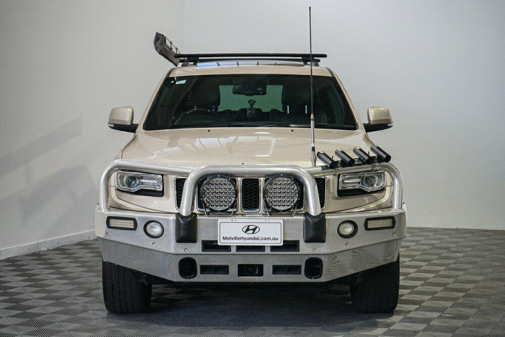 Jeep Grand Cherokee image 2