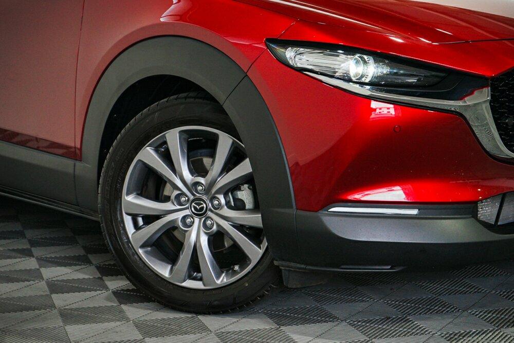 Mazda Cx-30 image 2