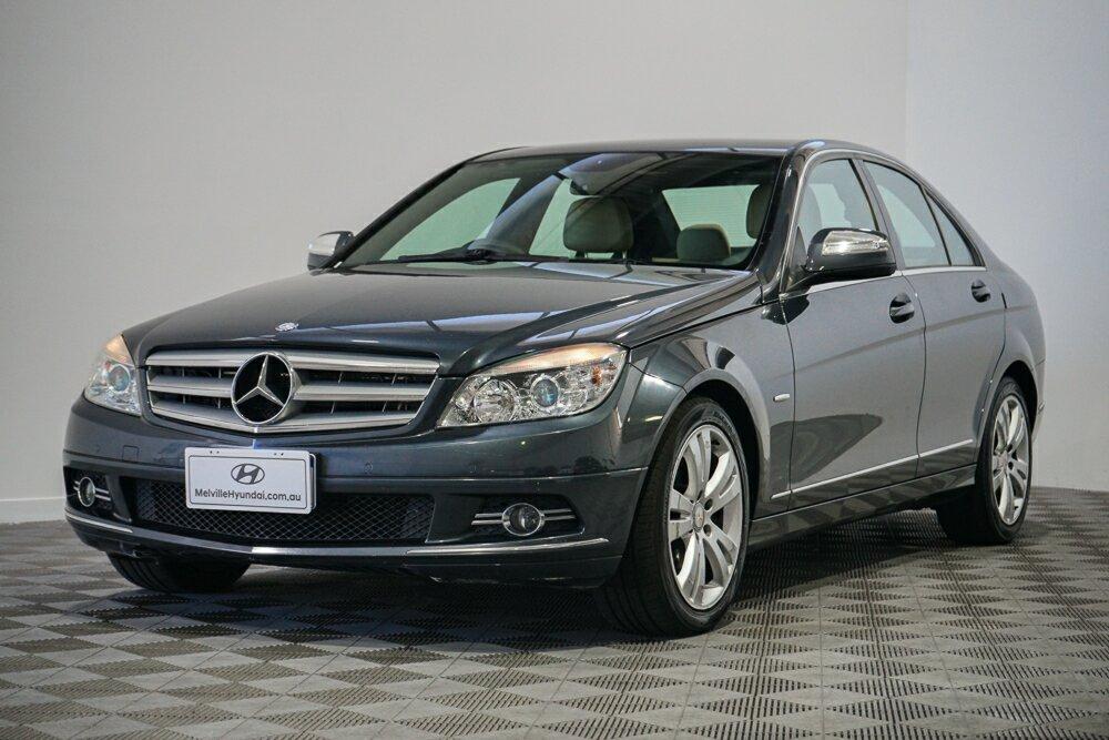 Mercedes Benz C-class image 4