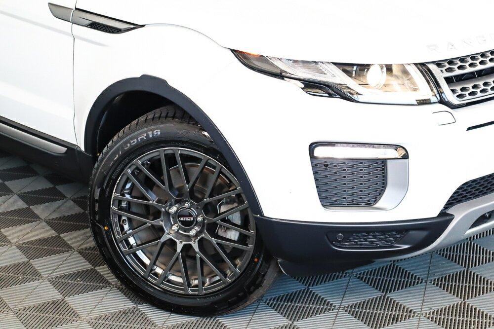 Land Rover Range Rover Evoque image 2