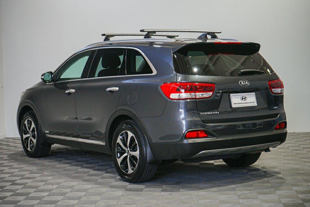 Kia Sorento image 4