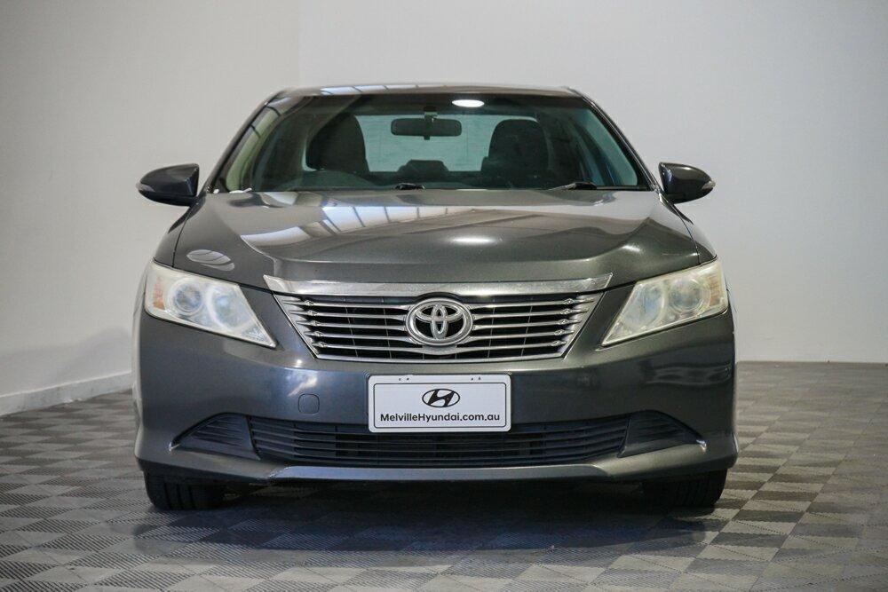 Toyota Aurion image 2